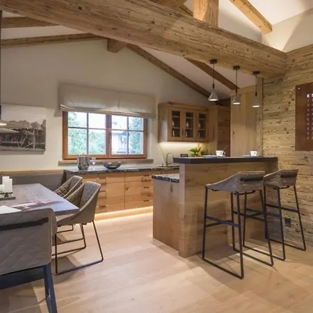 Chalet With Pool, Sauna And Elevator Appartement